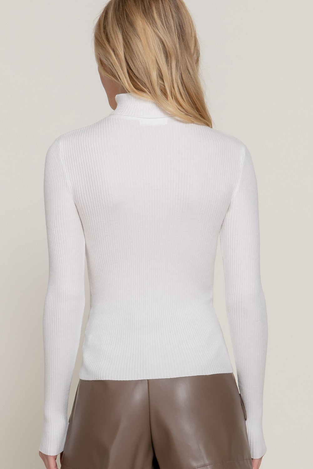 White Ribbed Turtle Neck Top